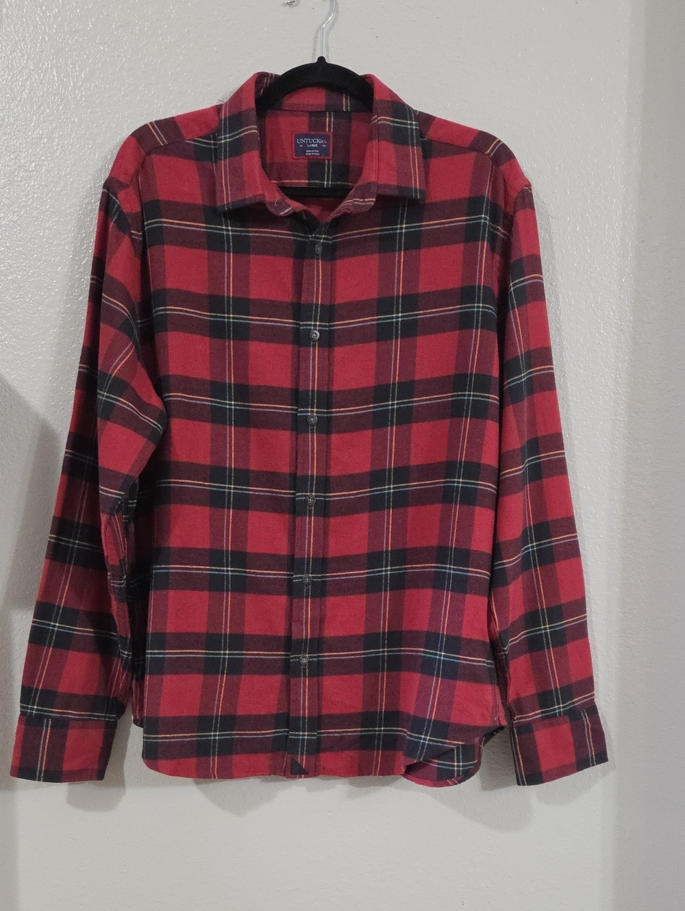UNTUCKit Ardenga Red and Black Plaid Casual Button-Down Shirt